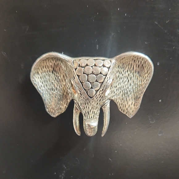 Silver Elephant Magnets - Picture 5 of 6